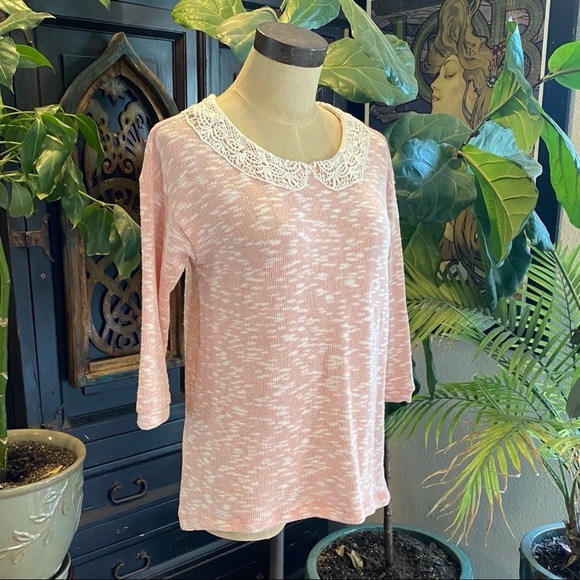 Macy’s Peter Pan lace collar sweater - Picture 3 of 13